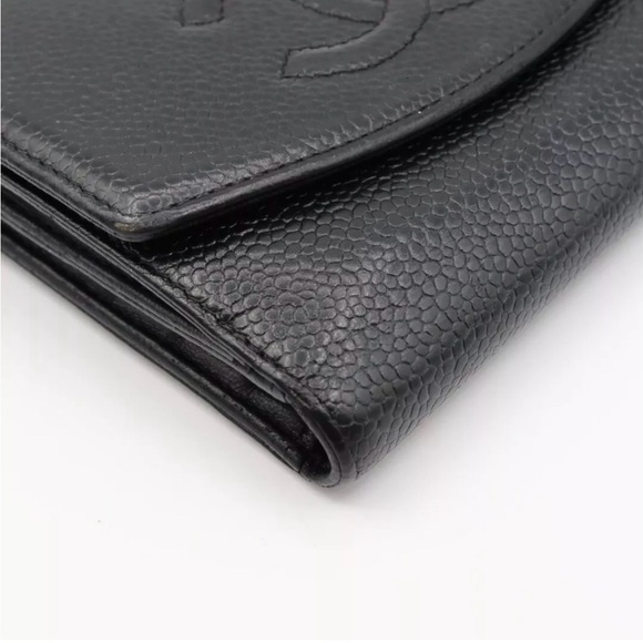 Authentic Chanel Caviar Skin Foldable Wallet - Picture 15 of 15